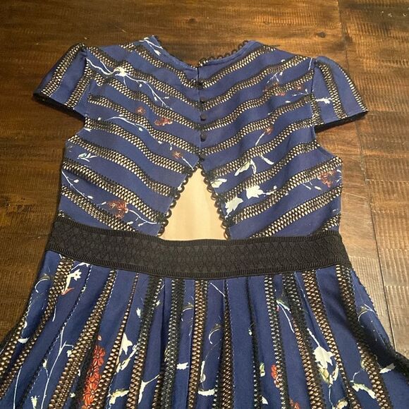 Open Back Fit & Flare Dress Chelsea28 Small - Picture 7 of 12